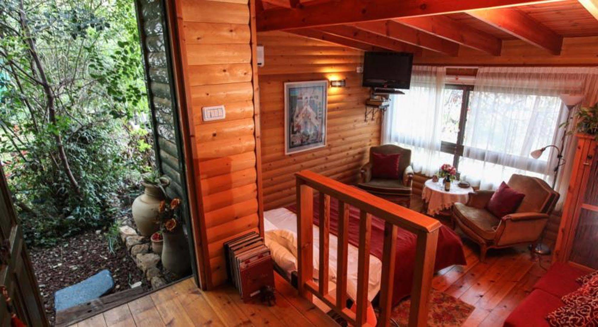 Havaya Ba Nof Lodge Rosh Pinna Buitenkant foto