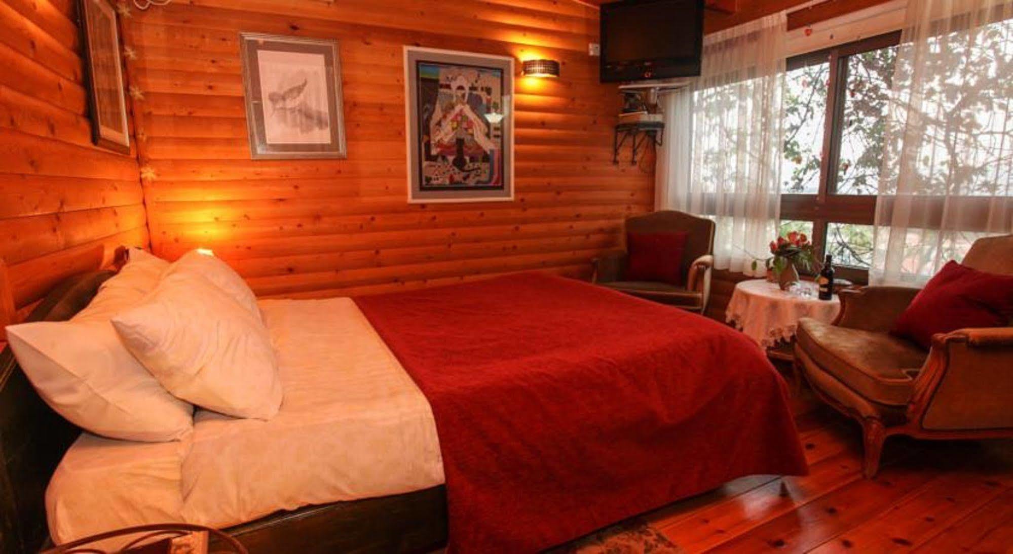Havaya Ba Nof Lodge Rosh Pinna Buitenkant foto
